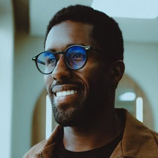 Retrato de Higor Claudino sorrindo